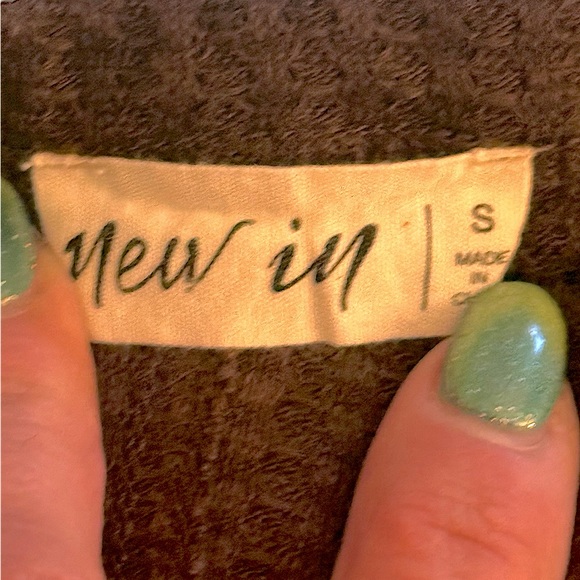 Small •Oversized•Waffle Knit•Peplum•Long Sleeve Tunic•Warm•Figure Flattering - Picture 4 of 4